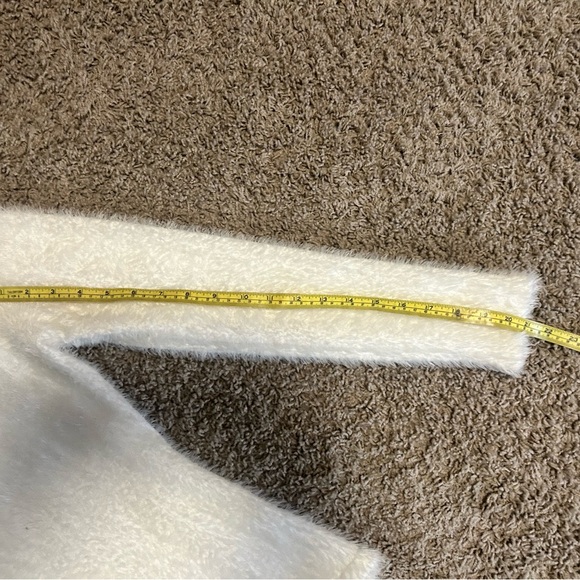 Woman’s size small white cozy plush sweater - Picture 6 of 10